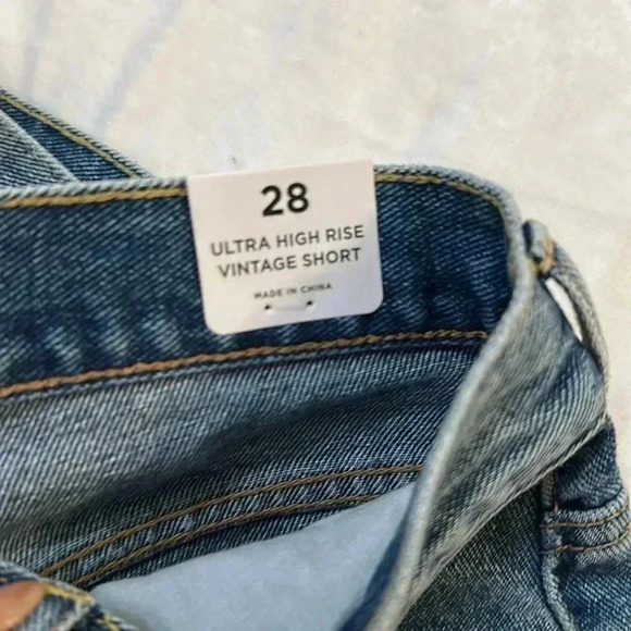 Pacsun - Picture 2 of 3